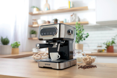 Кофеварка рожковая (эспрессо) Gorenje ESCM15DBK  - Фото  1