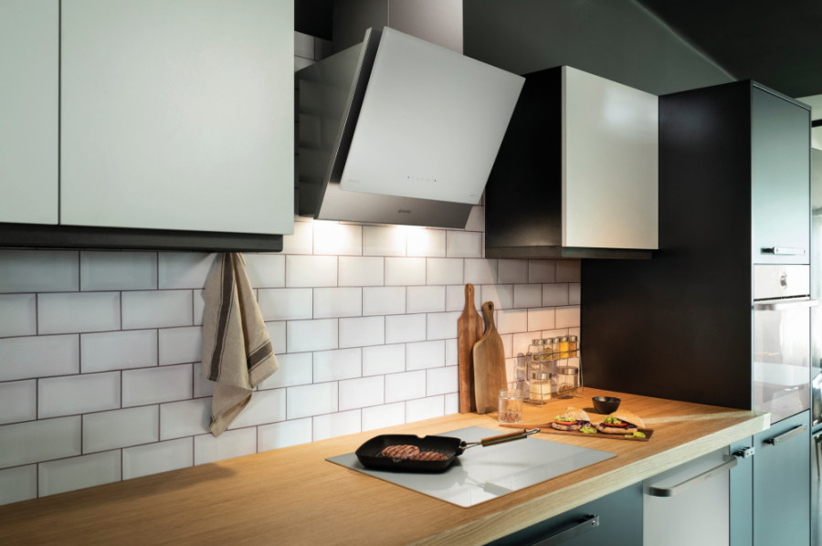  Вытяжка пристенная Gorenje WHI6SYW 